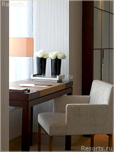 Arts Ritz Carlton 13